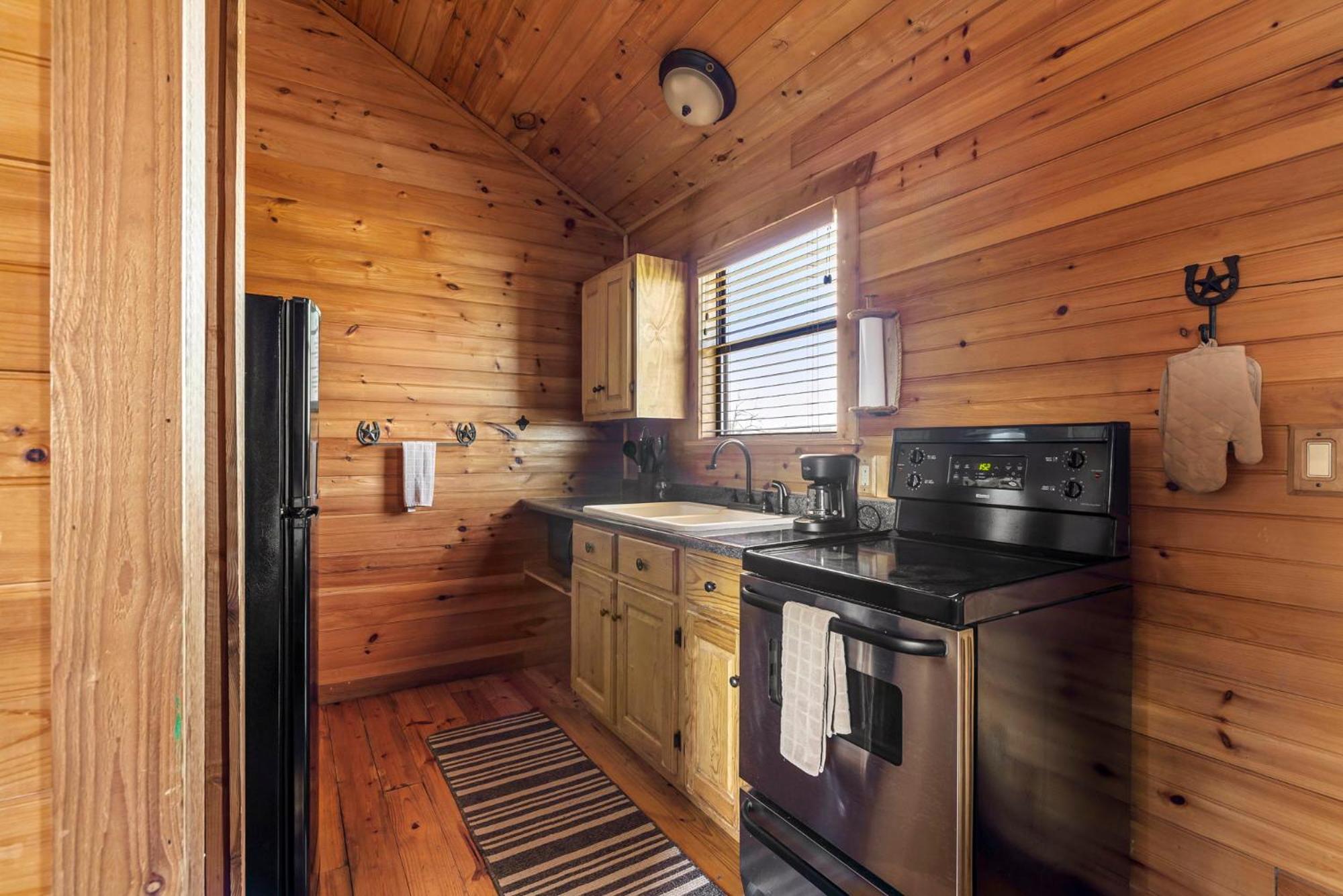 Enchanted Rockview Cabins Crabapple Rom bilde